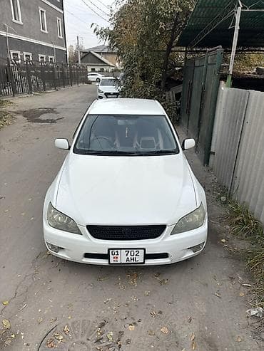 Toyota Altezza: 2003 г., Автомат, Бензин, Седан