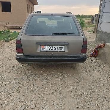 honda 2: Mercedes-Benz W124: 1991 г., Механика, Универсал — 5