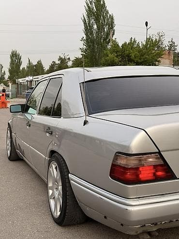 e55 w210: Mercedes-Benz W124: 1993 г., 3.2 л, Автомат, Бензин, Седан — 7