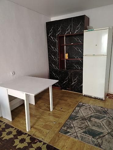 Батирлер: В районе БГУ Сдаю квартиру гостиного типа в секции на 2 хозяина — 4