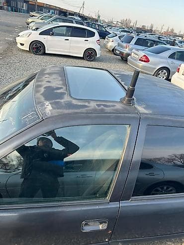 Opel: Opel Vectra: 1994 г., 1.6 л, Механика, Бензин — 7