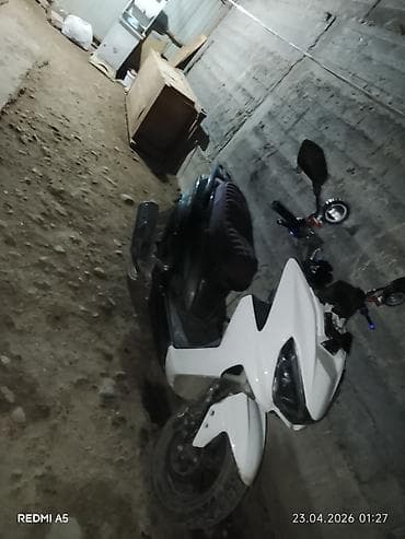 скутер 40000: Скутер/мопед DONGFANG (бензиновый) - Кузов: городской максискутер — 3