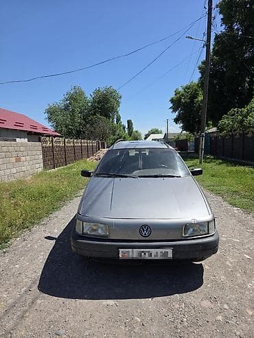 215 65 16c: Volkswagen Passat: 1992 г., 1.8 л — 1