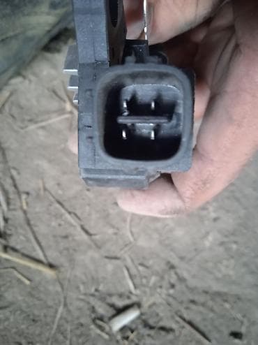 фильтр гибридной батареи: Генератор Toyota Б/у, Оригинал — 10