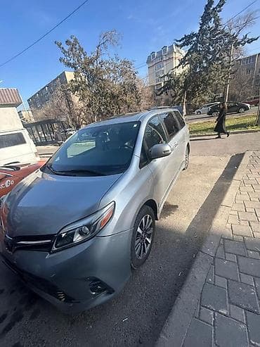 тойота сиена: Toyota Sienna: 2019 г., 3.5 л, Автомат, Бензин, Минивэн — 1