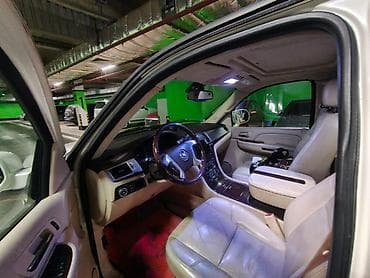 cadillac srx: Cadillac Escalade: 2008 г., 6.2 л, Автомат, Бензин, Внедорожник — 10