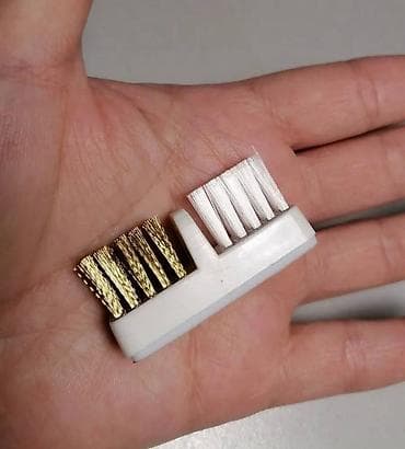 Щеточка для очистки фрез, два вида щетины с разной степенью