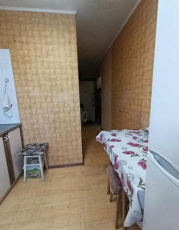 3 room flat: 2 комнаты, 43 м², 104 серия, 2 этаж, Косметический ремонт — 10