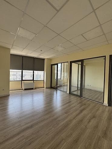 аренла: Аренда офисов, 315 м², В бизнес центре — 7
