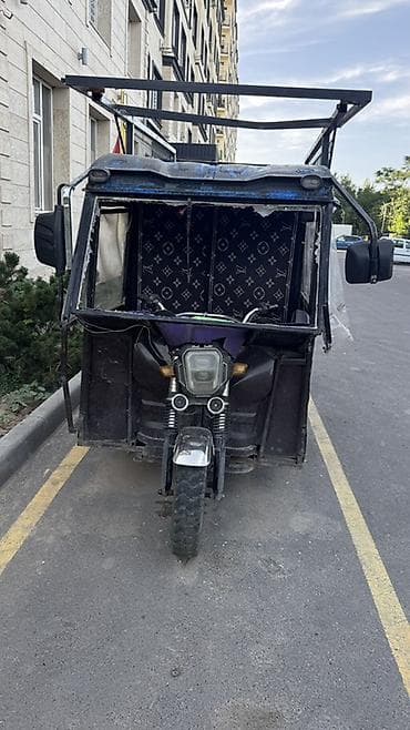 trunk q: Легкий грузовик, Kia, Б/у — 2