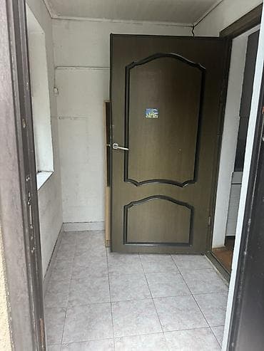 кто сдаёт квартиру: Таза, тыкан жашаган 2-3 адам алам. Рабочий городокто үй. Өз убагында — 2