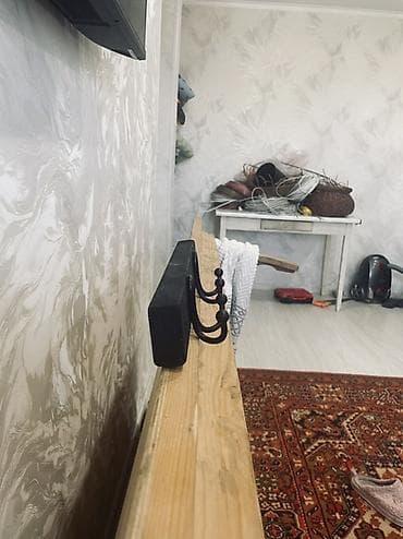 напольные вешалки бу: Настенная вешалка с 3 двойными крючками - Основание: деревянная — 2