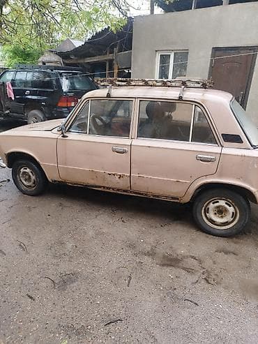 ВАЗ (ЛАДА) 2101: 1986 г., 1.2 л, Механика, Бензин, Седан
