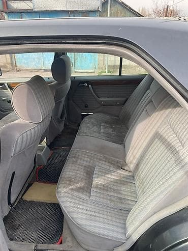 мерс 124 2 плита: Mercedes-Benz W124: 1990 г., 2.3 л, Механика, Бензин, Седан — 9
