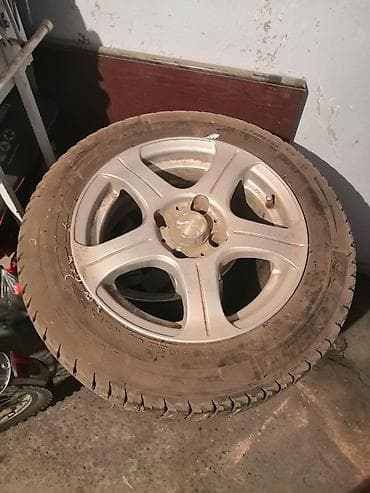 казан р15: Комплект зимних колес на дисках. - Шины: Michelin, размер 165/70 R14 — 5
