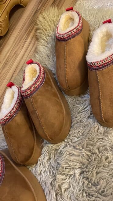 фирменные часы: Угги — 3