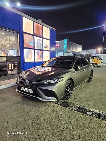 step 2: Toyota Camry: 2022 г., 2.5 л, Автомат, Гибрид, Седан — 2