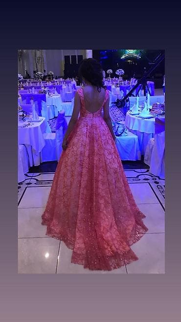 Вечернее платье, Пышное, Длинная модель, Без рукавов, Открытая спина, S, M — 1