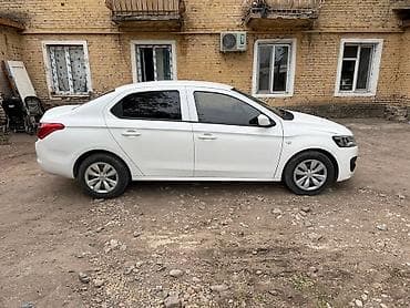 р 19: Citroen C-Elysee: 2018 г., Ручные, Седан — 7