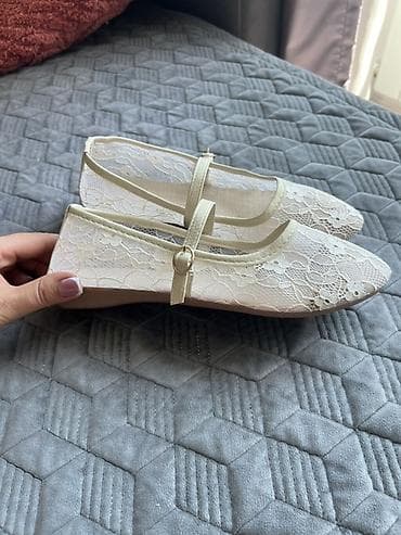 волейболный обувь: Бежевые кружевные балетки очень нежные 🌺 - Цвет: молочный/айвори - — 1