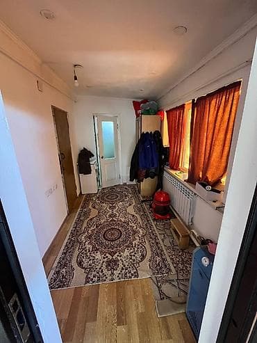 Кыймылсыз мүлк: 🏡 Продаётся частный дом 📍 Бишкек, ж/м Ак-Ордо 🚨 Срочная продажа! 💰 — 7
