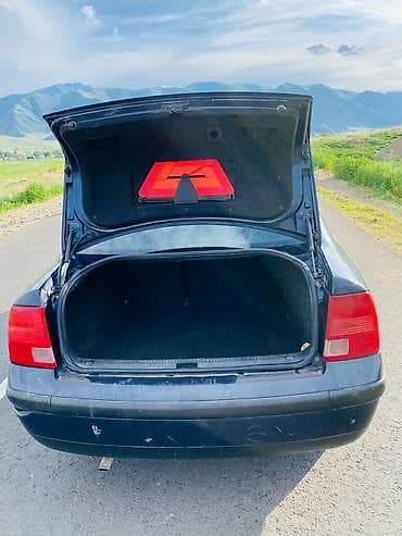 салон машины: Volkswagen Passat: 1998 г., 1.8 л, Механика, Бензин, Седан — 5