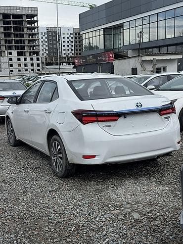 тойота левин гибрид: Toyota Corolla: 2020 г., 1.8 л, Робот, Гибрид, Седан — 5