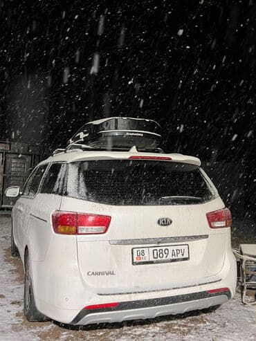кия карниваль: Kia Carnival: 2018 г., 2.2 л, Автомат, Дизель, Минивэн — 5