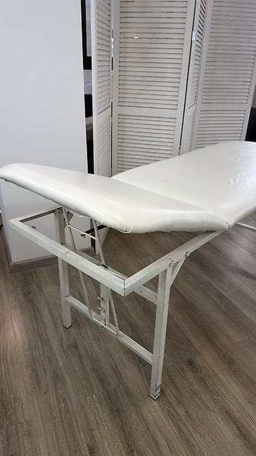 Оборудование для салонов красоты: Косметологическая/массажная кушетка с регулировкой спинки - — 2