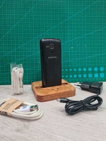 купить бу телефон в ломбарде: Samsung GT-C3110, Б/у, < 2 ГБ, цвет - Черный, 2 SIM — 1