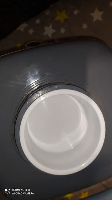 срочно продаю в связи с переездом: Термос СССР. Состояние отличное. Для отдыха на природе самое то) — 3