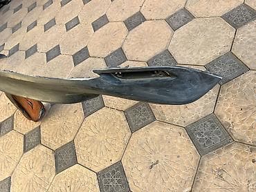 Автокосметика: Накладка на бампер Toyota, Б/у, Оригинал — 5