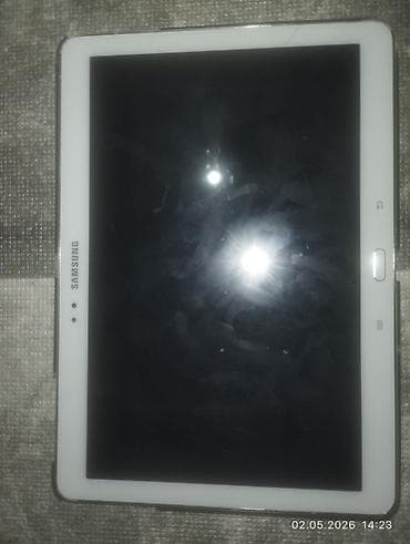 таб а7: Планшет, Samsung, 9" - 10", Wi-Fi, Классический цвет - Белый — 1