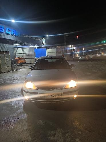 Ford Mondeo: 2003 г., 1.8 л, Механика, Бензин, Седан — 2