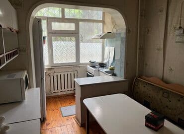 квартиры в районе ошского рынка: 3 комнаты, 70 м², 105 серия, 1 этаж, Старый ремонт — 3