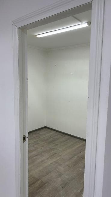 саунд бар: 2х комнатная квартира. 48 м2 Можно под коммерческое помещение или же — 9