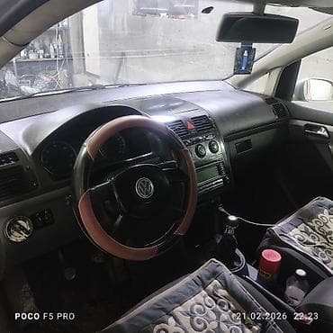 9 машина: Volkswagen Touran: 2004 г., 1.9 л, Механика, Дизель, Универсал — 6