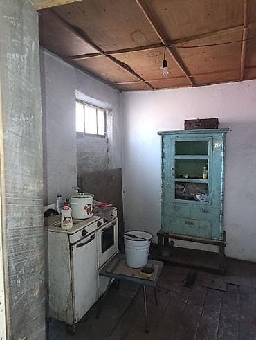 ош базардан: Үй, 57 м², 3 бөлмө, Эски ремонт — 8