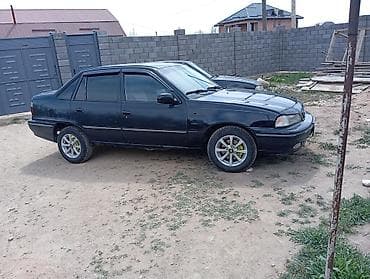 Daewoo Nexia: 2008 г., 1.5 л, Механика, Бензин, Седан