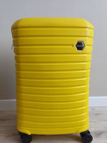 чемодан купить бу: Чемодан, Новый, Материал: Пластик, Средний (40 - 70 л), Вращающиеся колеса на 360° — 5