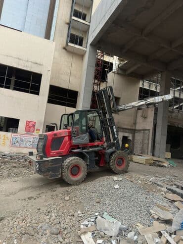 купить грузовой автомобиль с манипулятором бу: Погрузчик, 2023 г., Колесный, Вилочный — 4