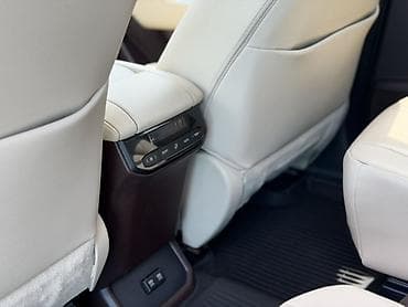 2020: Toyota Highlander: 2020 г., 2.5 л, Вариатор, Гибрид, Кроссовер — 4
