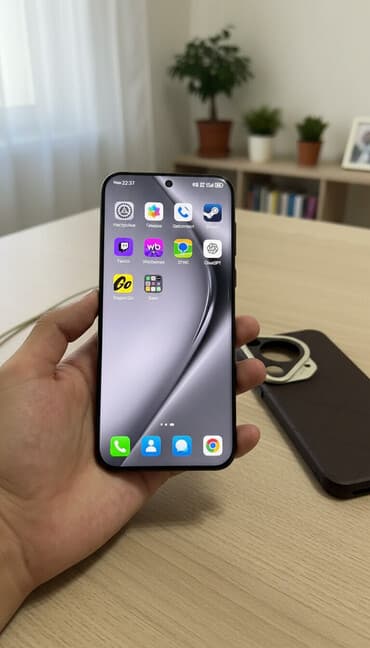 усилитель аудио: Huawei Pura 70 Ultra, Б/у, 512 ГБ, цвет - Коричневый, 2 SIM — 3