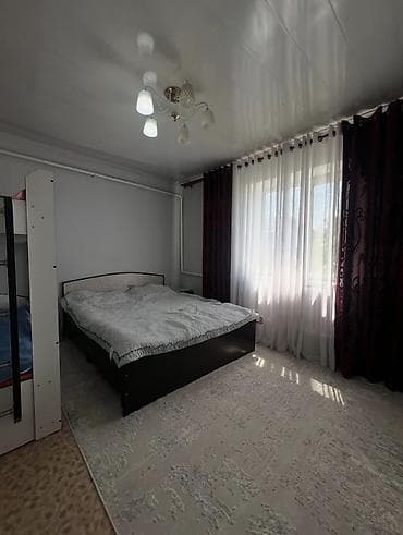 интересует: 🏡 Продается просторный жилой дом в жилмассиве Ак-Орго! 📍 Адрес: ж/м — 6