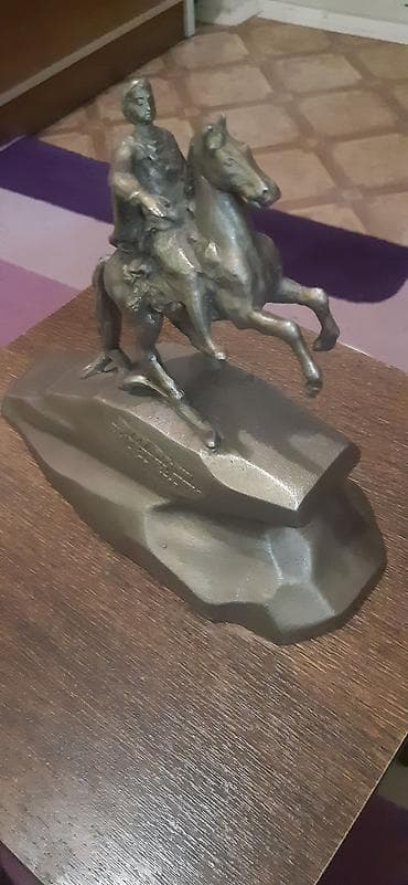 скандинавский гном: Декоративные фигурки (набор из 2 предметов) 1) Скульптура «Орел» - — 2