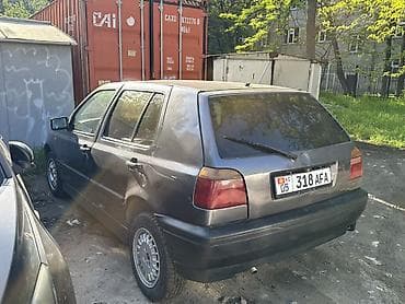 голыф 2: Volkswagen Golf: 1992 г., 1.8 л, Ручные, Бензин, Хэтчбэк — 6