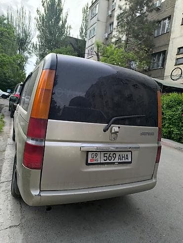 Honda Stepwgn: 2002 г., 0.2 л, Автомат, Бензин, Минивэн — 4