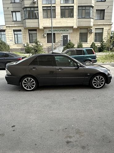 именные номера кыргызстан: Lexus IS: 2001 г., 2 л, Автомат, Бензин, Седан — 3