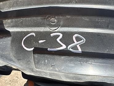 2016: Подкрылок Передний левый Hyundai, 2016 г., Б/у, Оригинал — 2