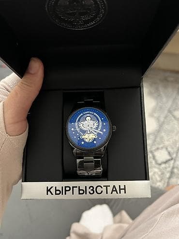 рукова: Наручные часы (2 модели) в фирменных боксах. 1) Tissot, кварцевые: - — 3